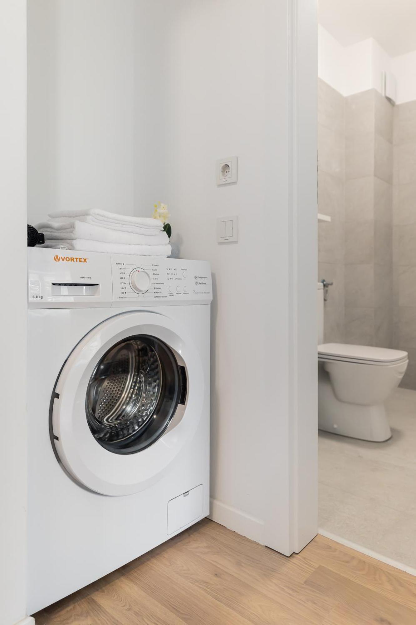 Simplicity Apartments Bucharest Luaran gambar