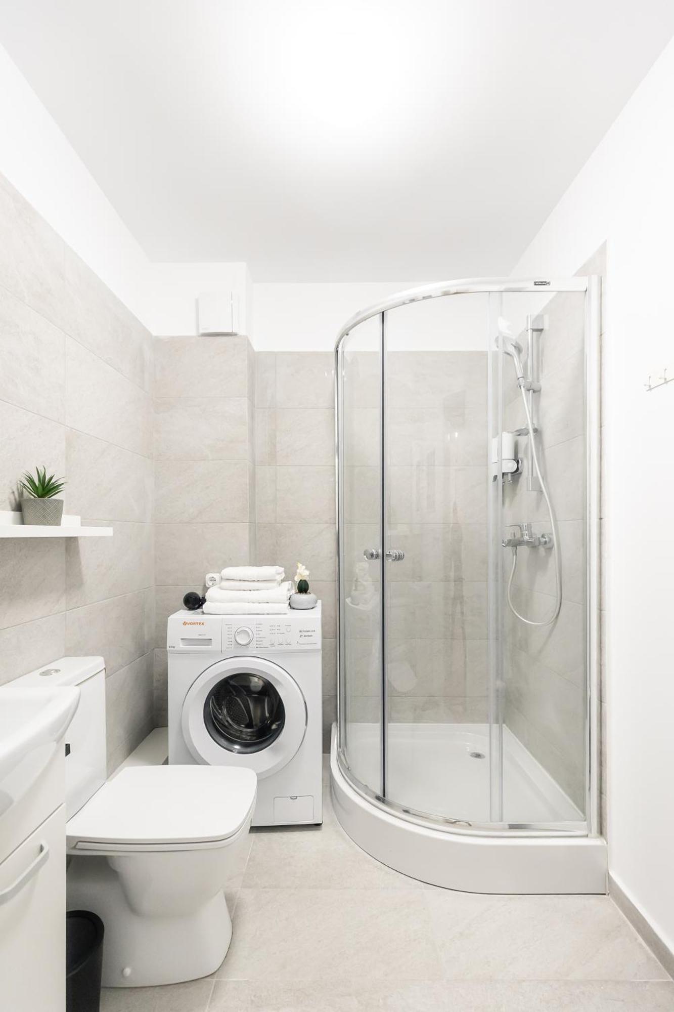 Simplicity Apartments Bucharest Luaran gambar